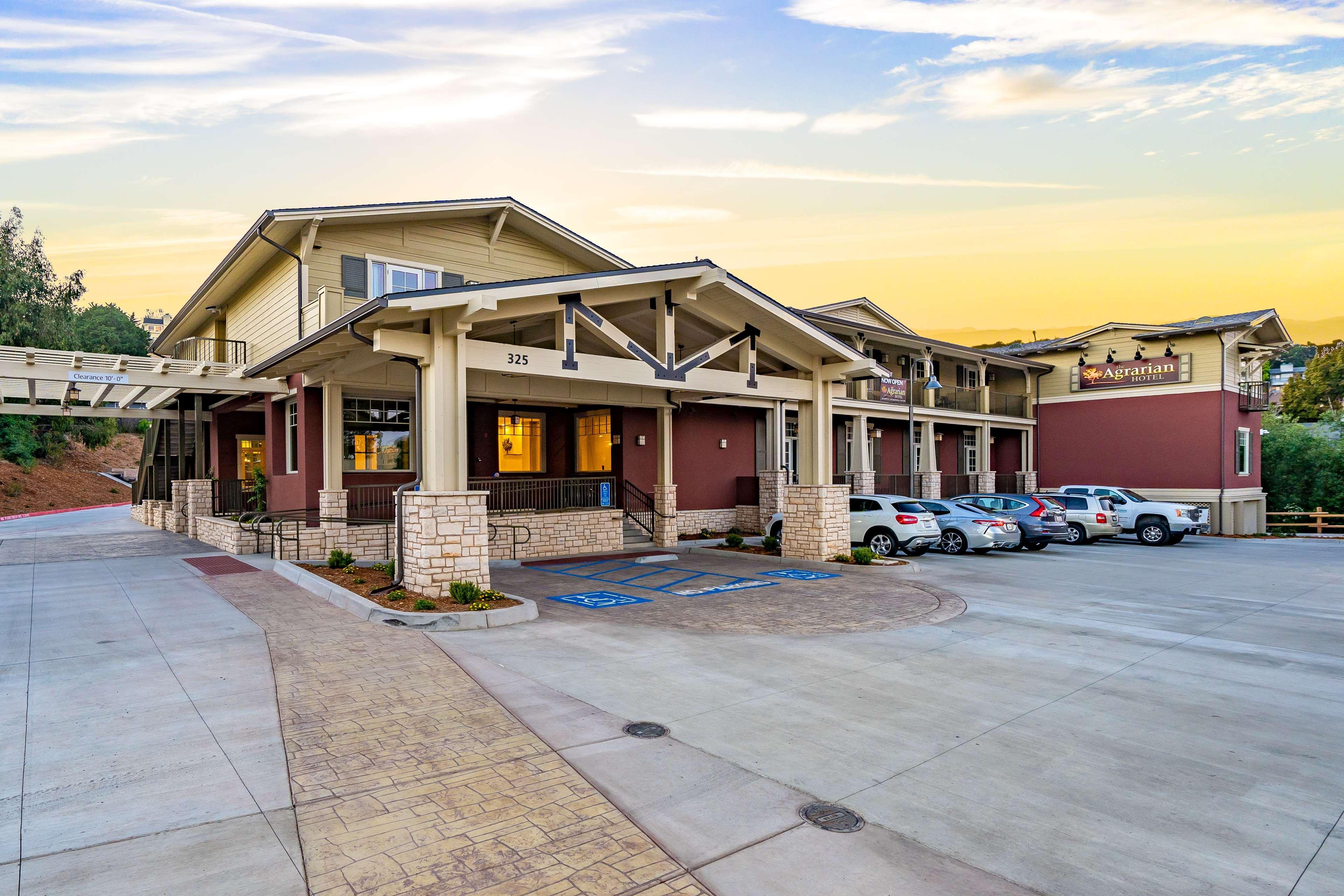 The Agrarian Hotel; Best Western Signature Collection Arroyo Grande Bagian luar foto